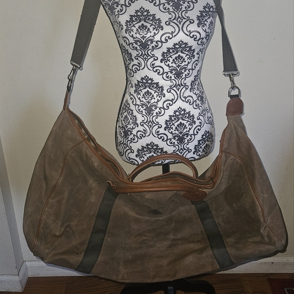 Vintage L.L. Bean XLarge Canvas & Leather Duffle Bag – Green Army - Picture 1 of 10